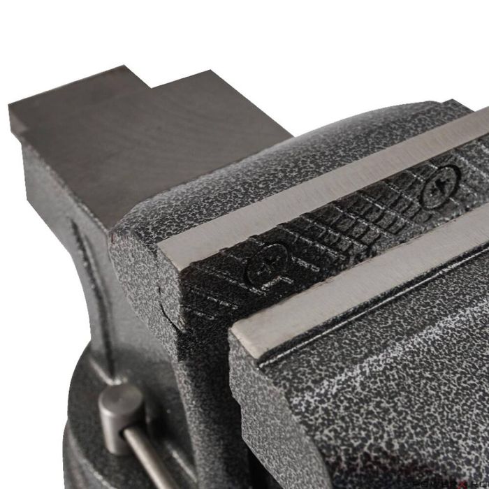 Menghina rotativa turnata, de banc, cu nicovala, 100 mm, Verke