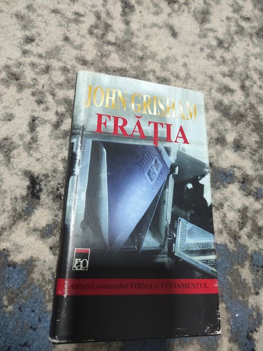 Frăția John Grisham