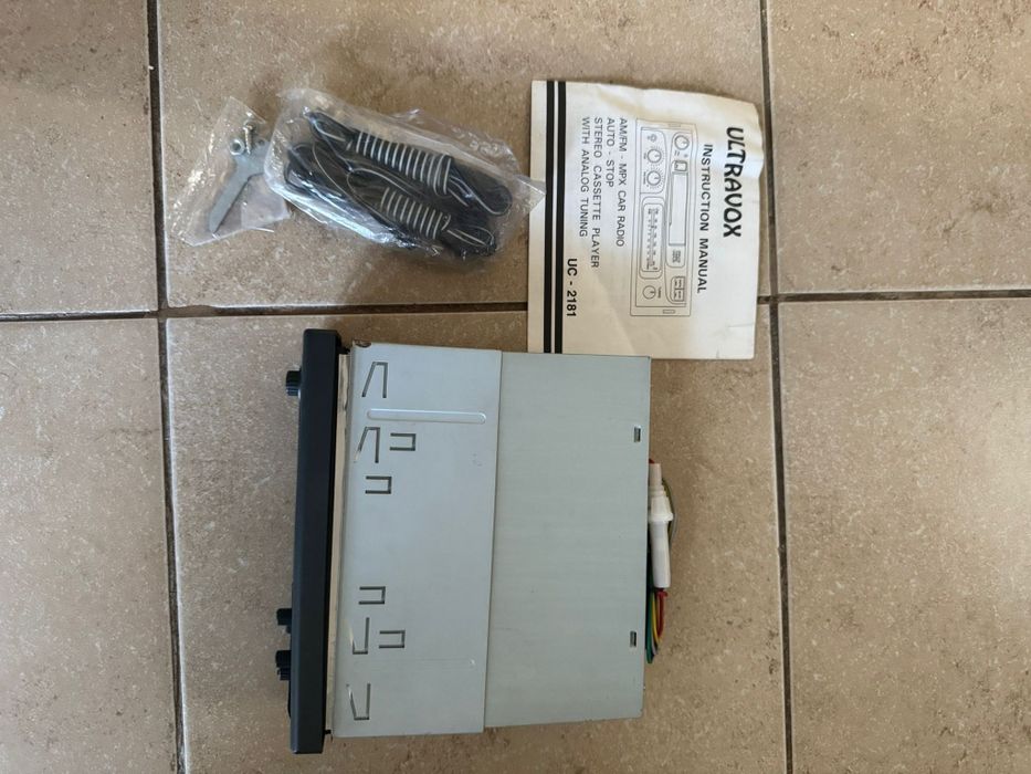 Casetofon auto Ultravox UC 2181