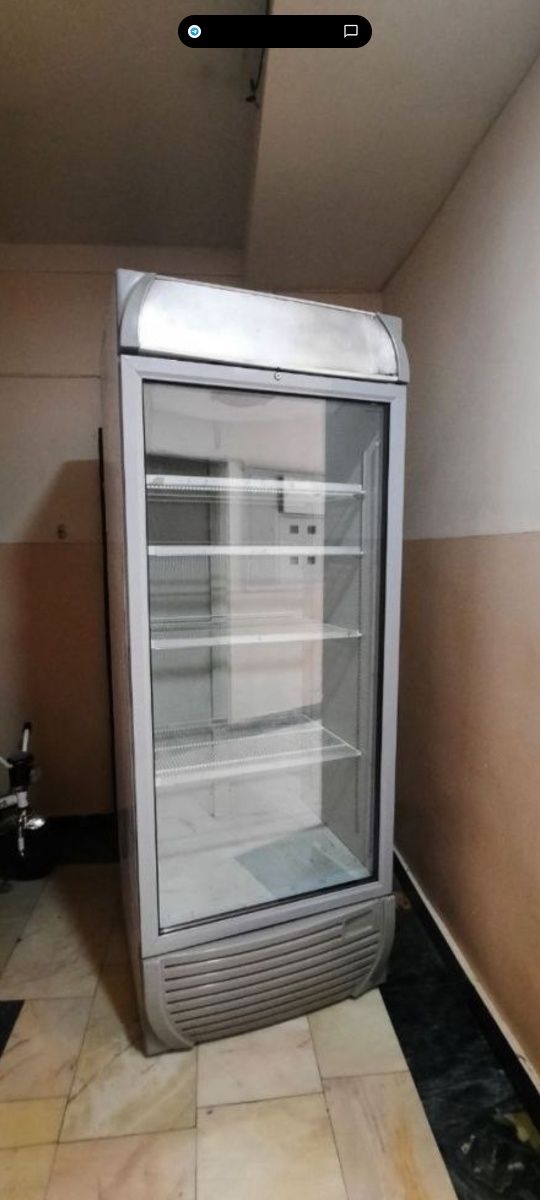 Холодильник Витрина
