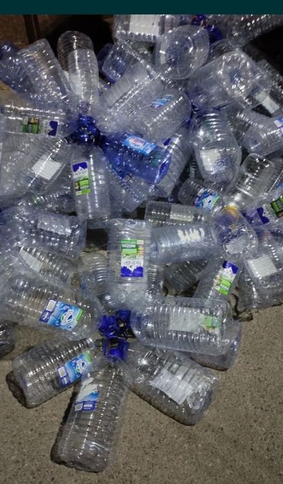 10 литровые баклашки для воды масло яйца и другим жидкости