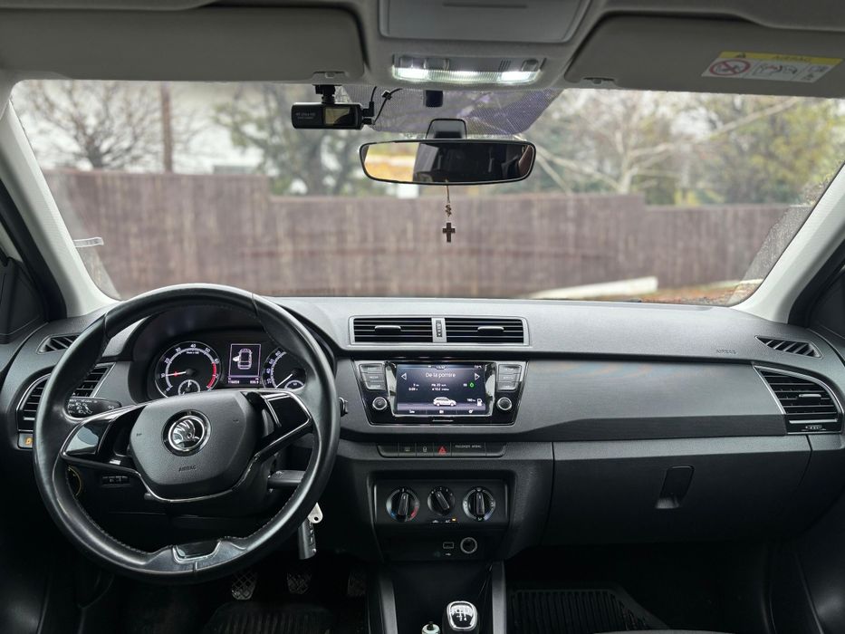Vand Skoda Fabia 2022 1.0tsi 95 cp