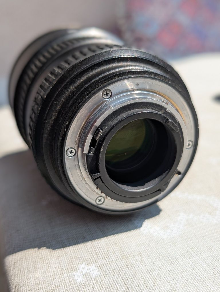 Vand / Schimb obiectiv Nikon 17-55mm 2.8 DX