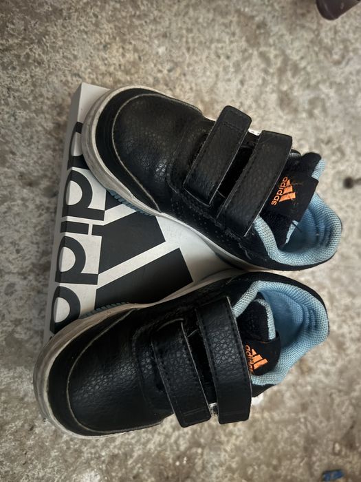 Детски маратонки и боти