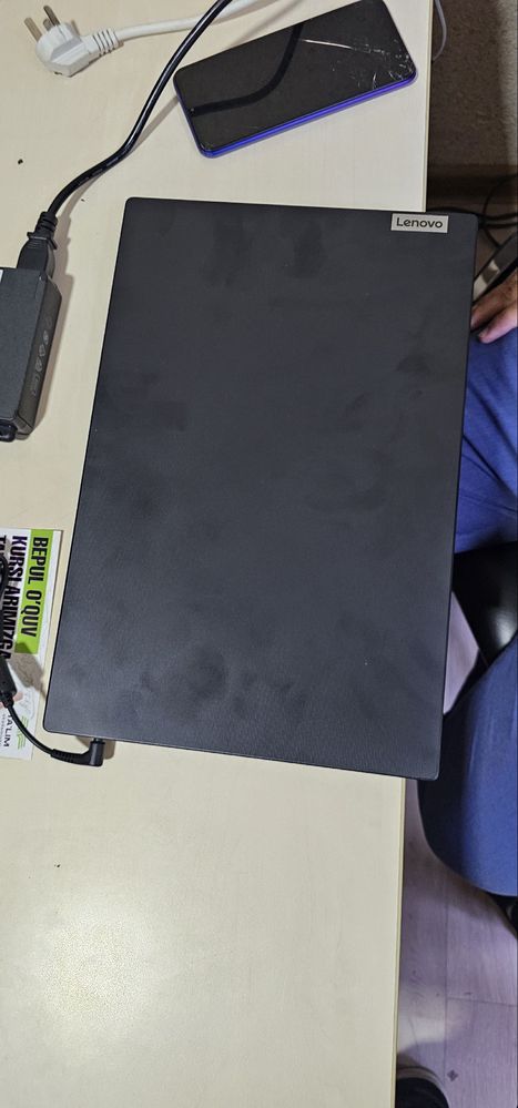 Lenovo V15 G4 AMN