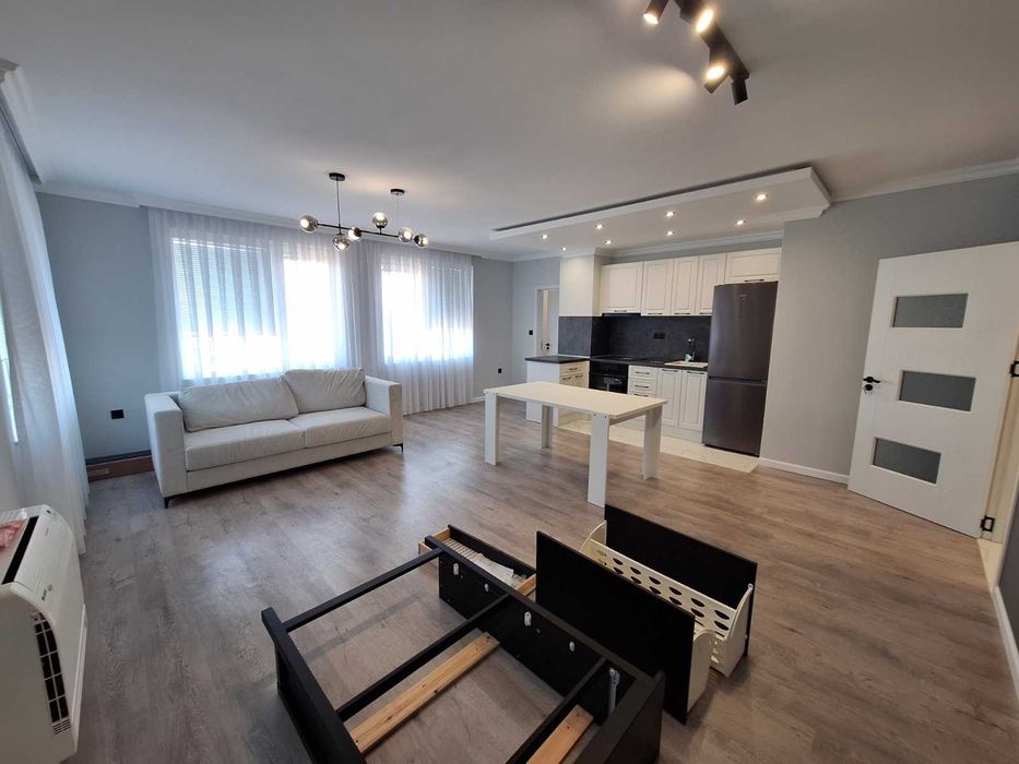 Тристаен апартамент