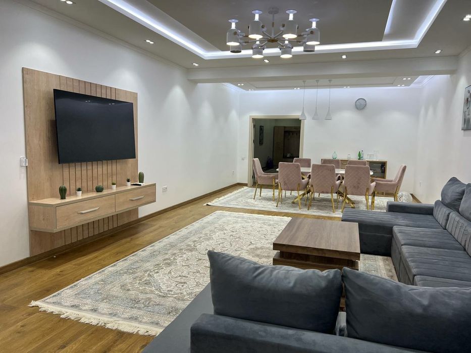 Сдается 3/4/9 Новостройка 130 кв.м. Госпитальный Метро Айбек