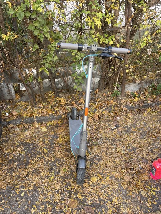 Trotineta motus scooty 10 are eroare 2 scimb cu iph xs max blocat