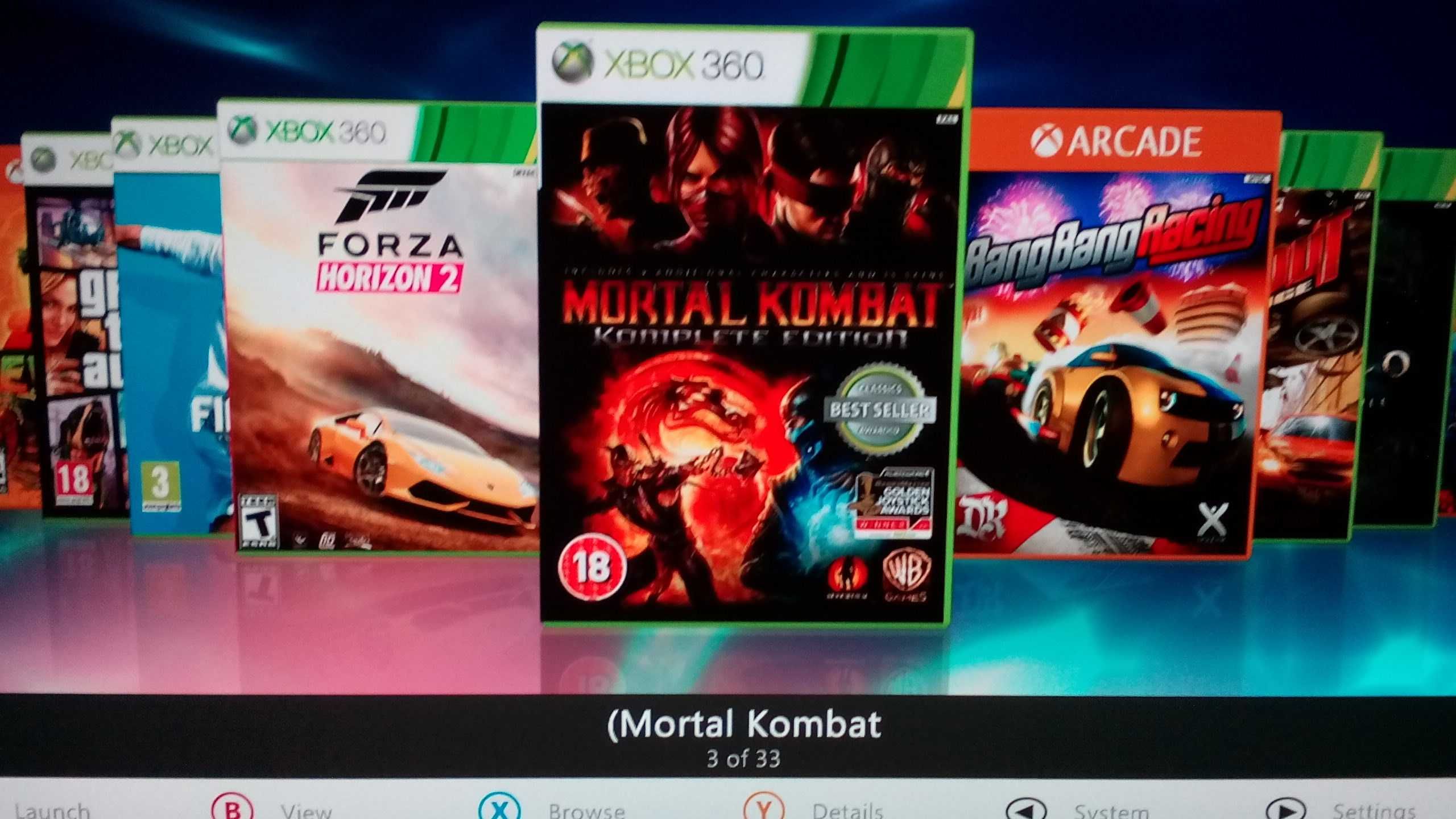 Конзола Xbox 360 в перфектно състояние. 120 GB хард диск с игри