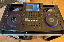 Consola Opus Quad