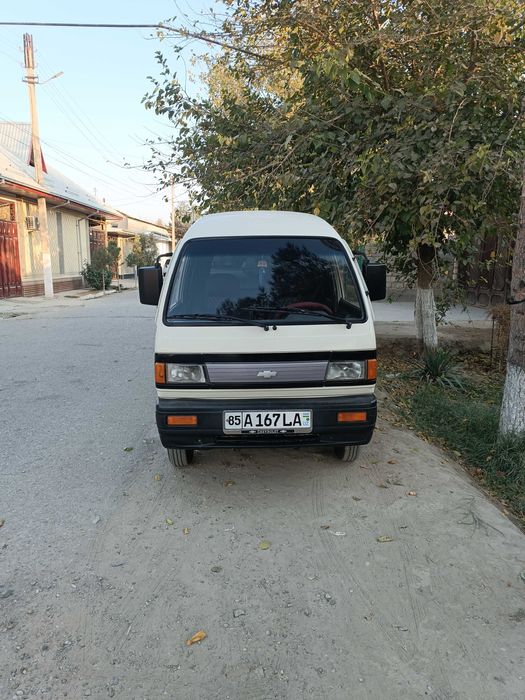 Дамас 1 сотилади 2001 йил