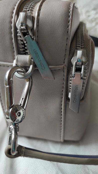 Дамска чанта Calvin Klein