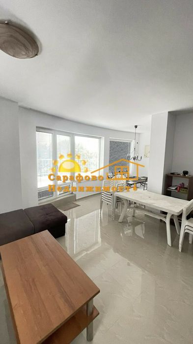 Продажба 4-стаен гр. Бургас - Сарафово 250m²