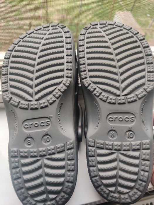 Crocs M8 W10 size 41/42