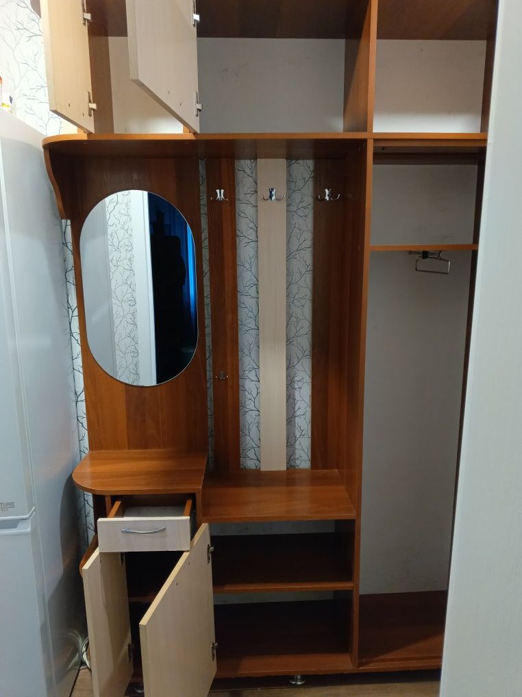Продам прихожую в хорошем состоянии