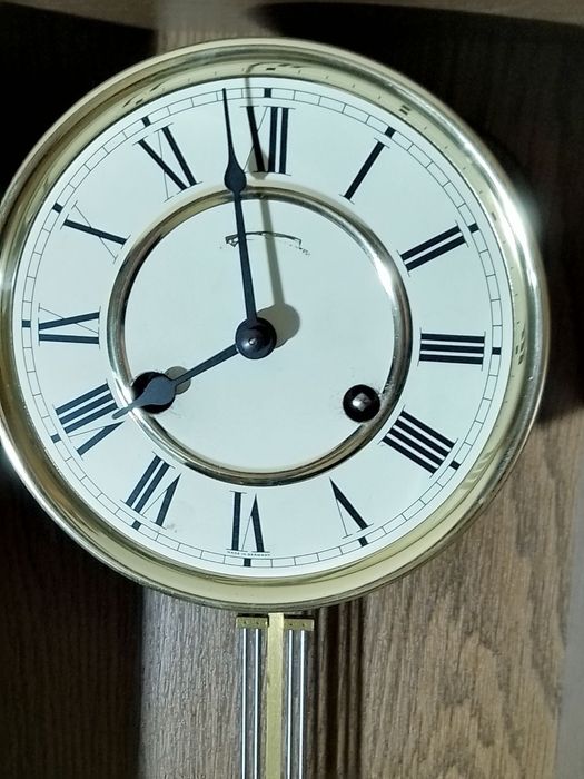 Винтидж стенен часовник