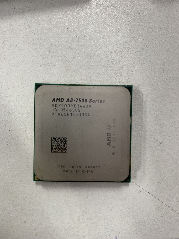 AMD A8-7500 процессор