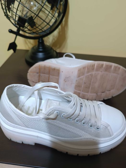 Дамски кецове FURLA