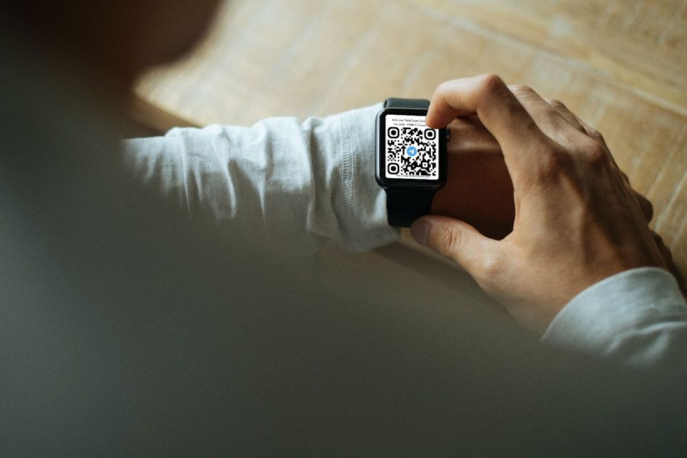 Urgent Costum Vara Pret bun