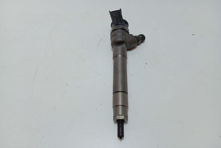 Injector 1.6 dci 0445110546 Mercedes-Benz C-Class W205/S205/C205 seri