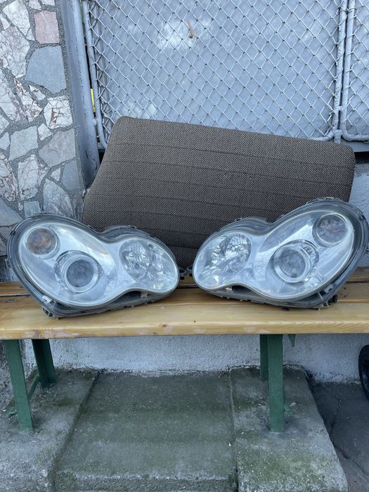 Оригинални фарове за мерцедес w203 с лупи ксенон оборудвани