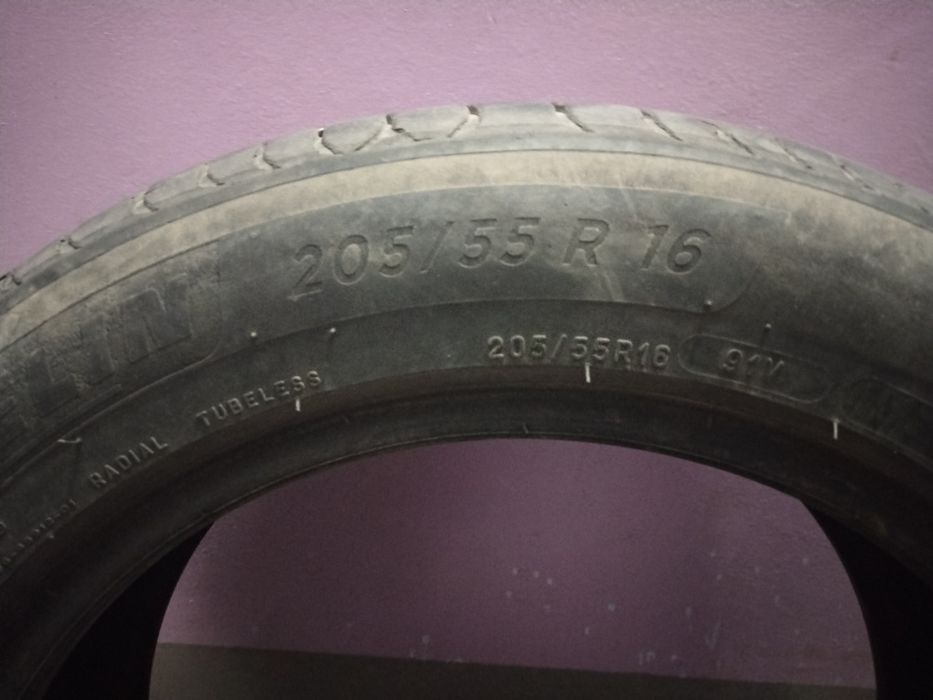 Продам 2шт шины в хорошем состоянии