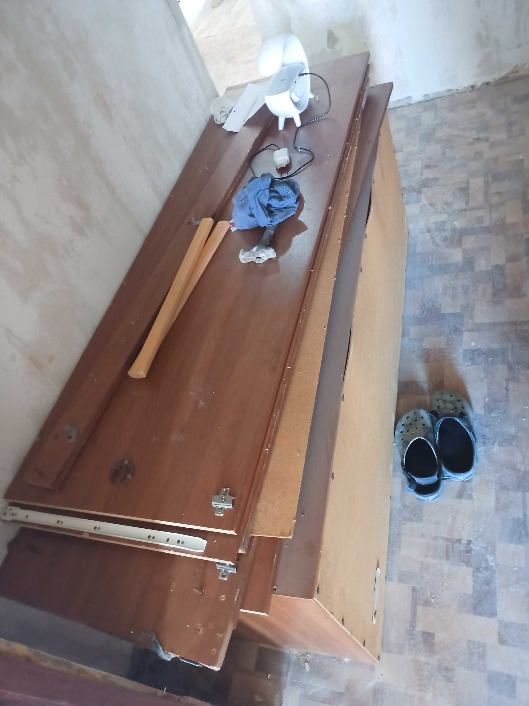 Шкафы для спальной и прихожий