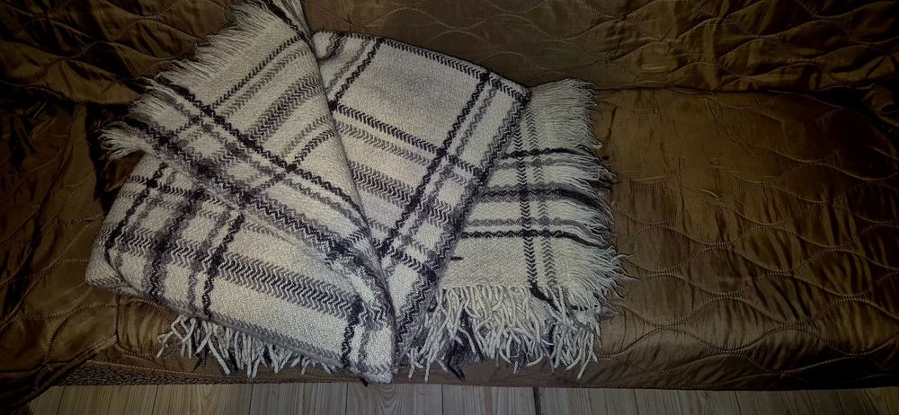 Два броя родопски одеала 160/210