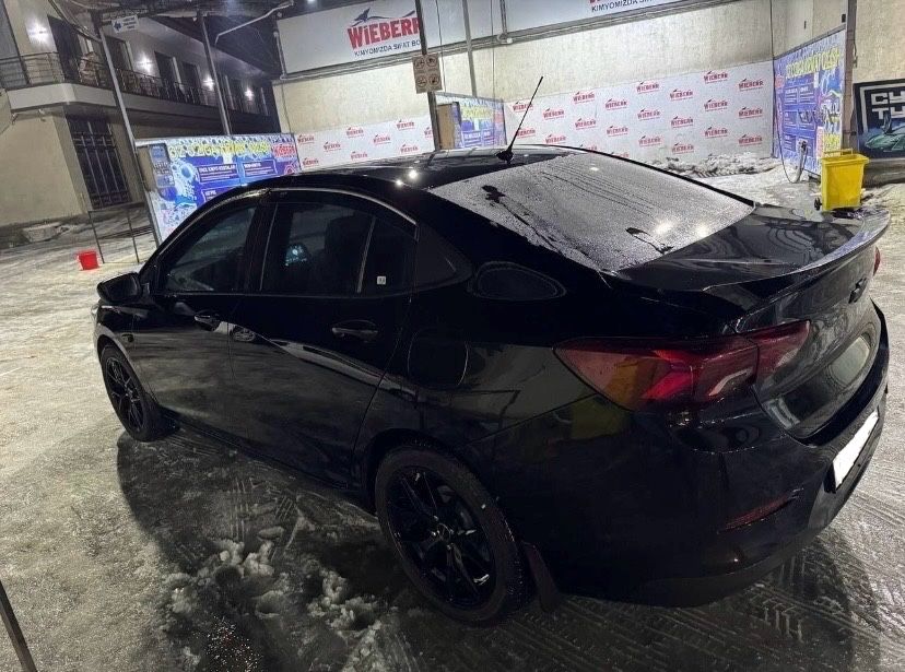 Chevrolet Onix 3 pozisiya