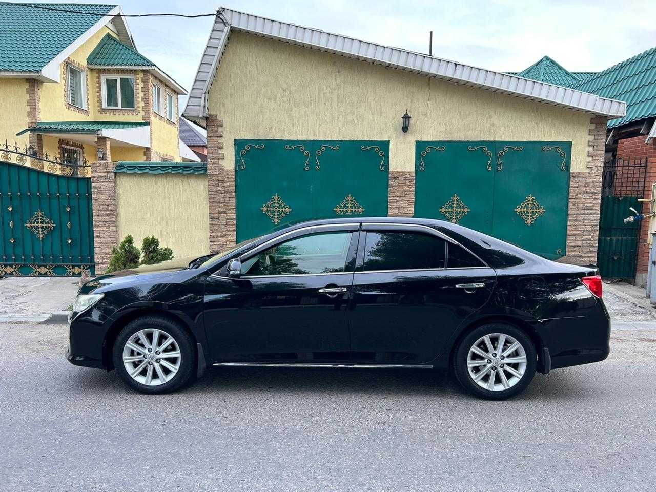 Toyota Camry 2012