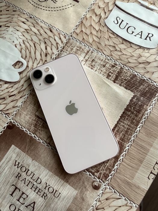 Продам Iphone 13 в отличном состоянии