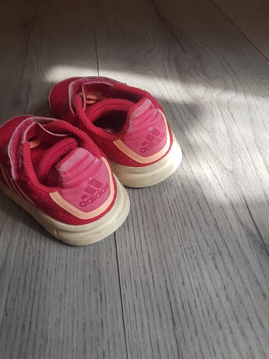 Маратонки Адидас 24н