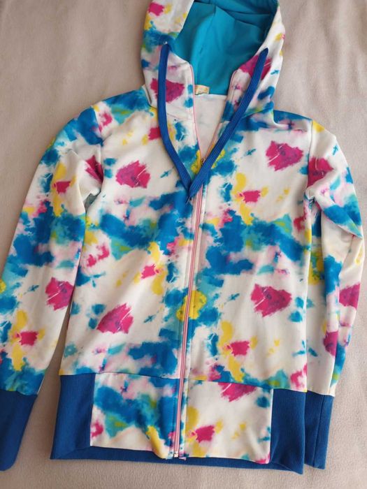 НОВА дамска горница с качулка М размер, Спиди/лично предаване