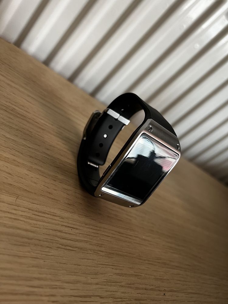 Часовник Samsung Gear