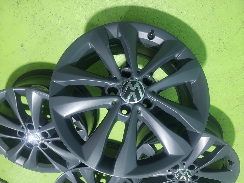 17 5x112 Vw Golf 5 6 7 Touran Caddy Skoda Audi 5х112