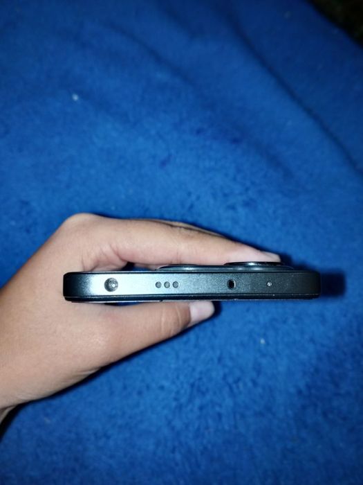 Redmi bote 14 qora 6/128 ideal zor aybi yoq