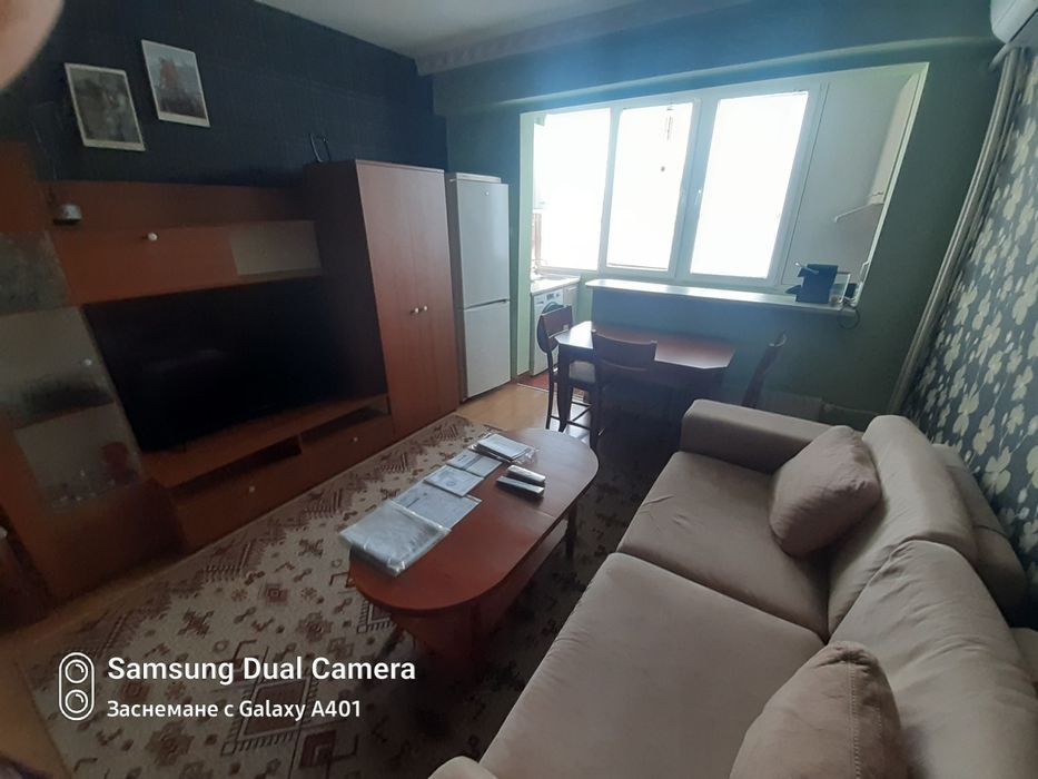 От СОБСТВЕНИК БЕЗ КОМИСИОНА  двустаен Обзаведен 50кв.Света Троица 449€