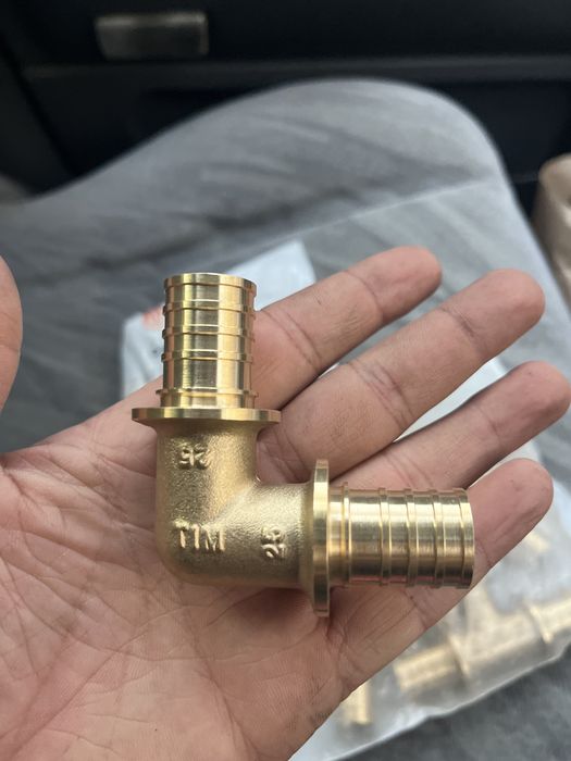 Фитинги для труб из сшитого полиэтилена