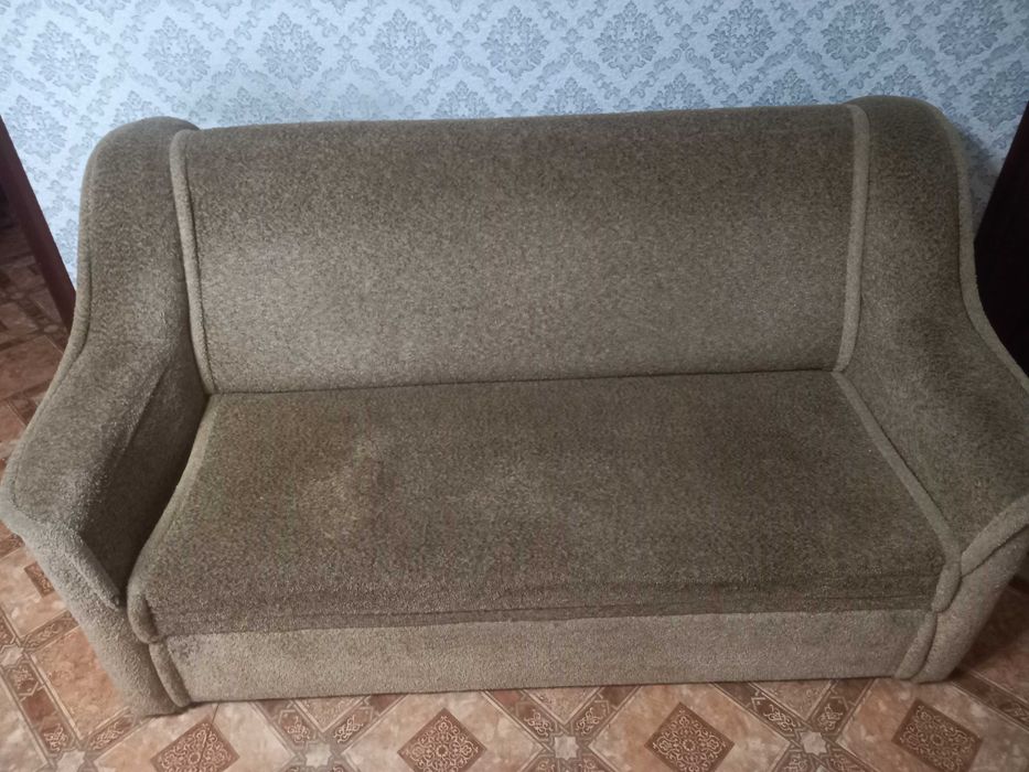 Продам диван и кресло