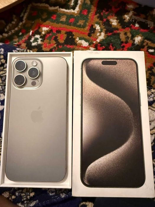 15 pro max apple