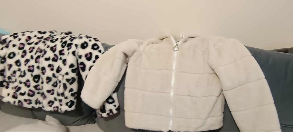 Страхотно кожено яке и две плюшки