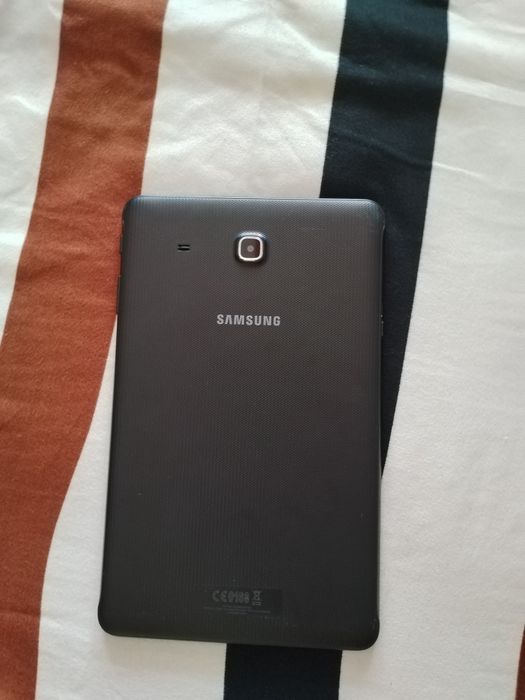 Tableta Samsung tab E