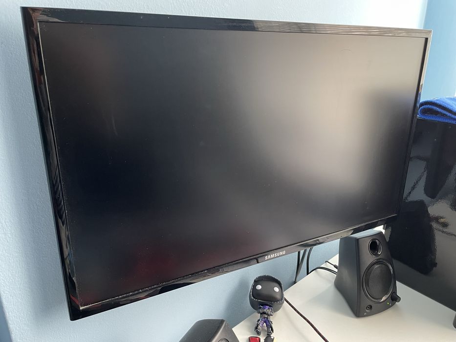 Монитор - Samsung S24F354 - 24 inch - 72 HZ