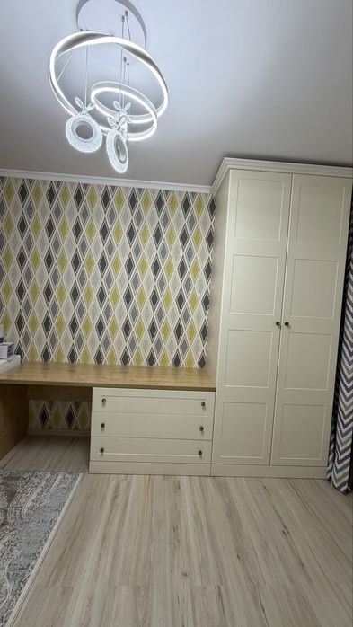 Продается шкаф в отличном состоянии!