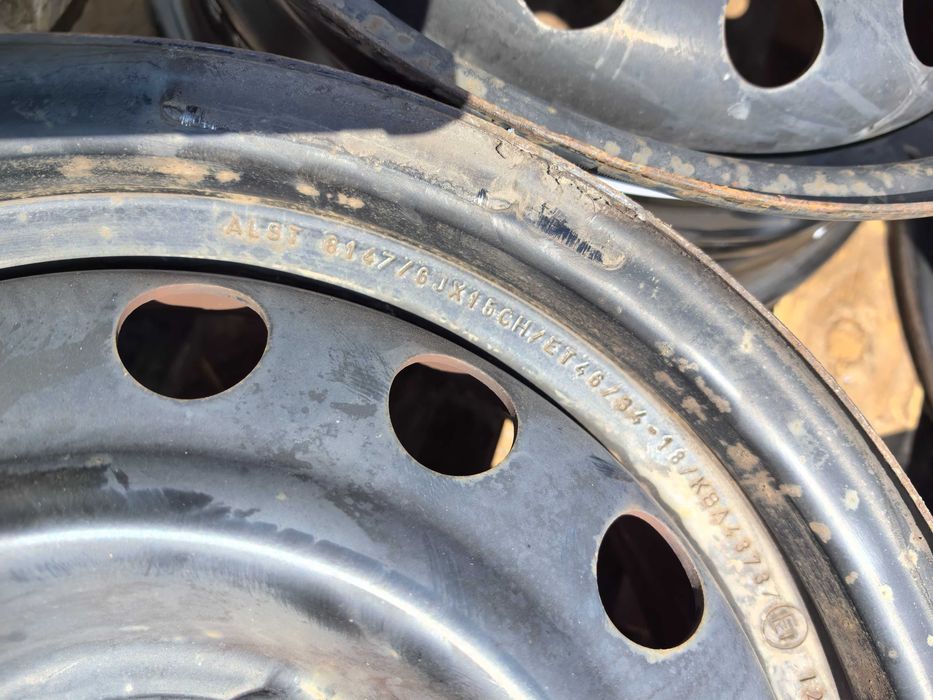 15 цола 5 х 114,3 мм Хюндай И30 / КИЯ Сийд - 6 Инча / ЕТ 46