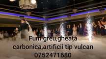 Fum greu, gheață carbonica