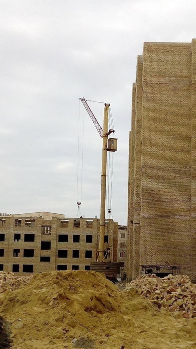 KB 100 kran sotiladi!!!