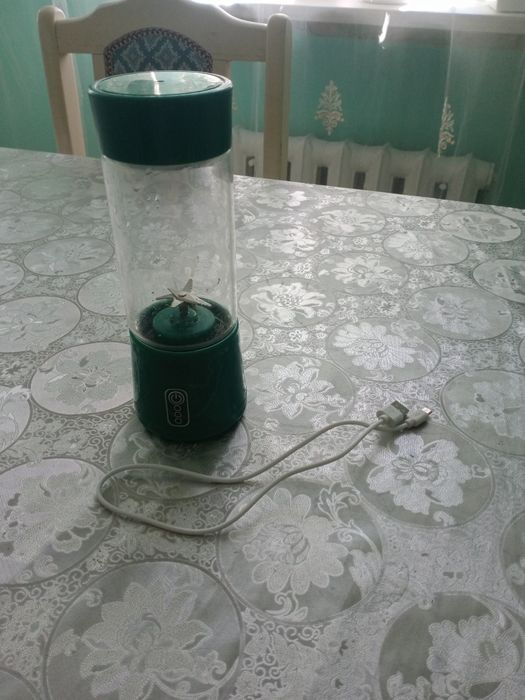 Продам блендер бутылку