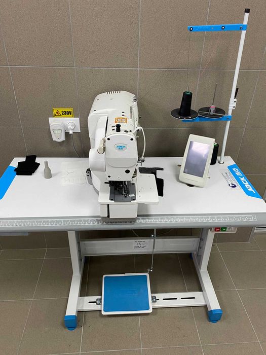 Masina de cusut BUTONIERE si cheițe cu display JK-T1790BS-2-D