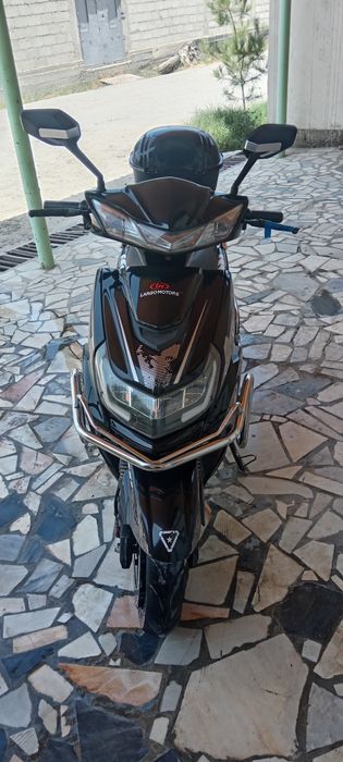 Skuter sotiladi holati ideal